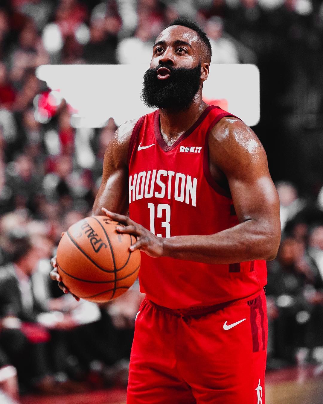 苏炳添用三年时间完成蜕变！让博尔特也刮目相看！（三年蜕变成就苏炳添，连博尔特也另眼相看）