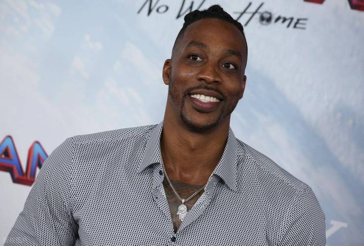 世界杯官方票价震惊球迷，国际足联被指榨干粉丝热情（世界杯票价引发哗然，国际足联被质疑消磨球迷热情）