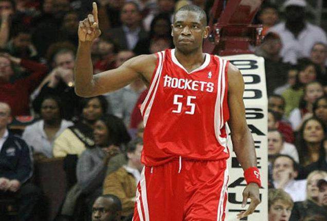 热那亚2-1萨索洛，厄斯蒂高破门，马利诺夫斯基建功（厄斯蒂高、马利诺夫斯基相继进球，热那亚2-1击败萨索洛）