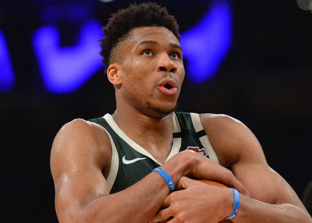 津门虎2025赛季总结：精准引援深度挖潜，阵容升级蓄势待发（津门虎2025赛季回顾：定向补强与潜力释放，阵容焕新整装待发）