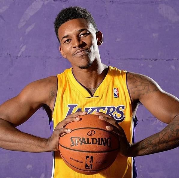 5场零封，秦子牛：自己发挥得还不错，主要是团队踢得非常好（五场零封！秦子牛：个人状态尚可，关键在团队表现出色）